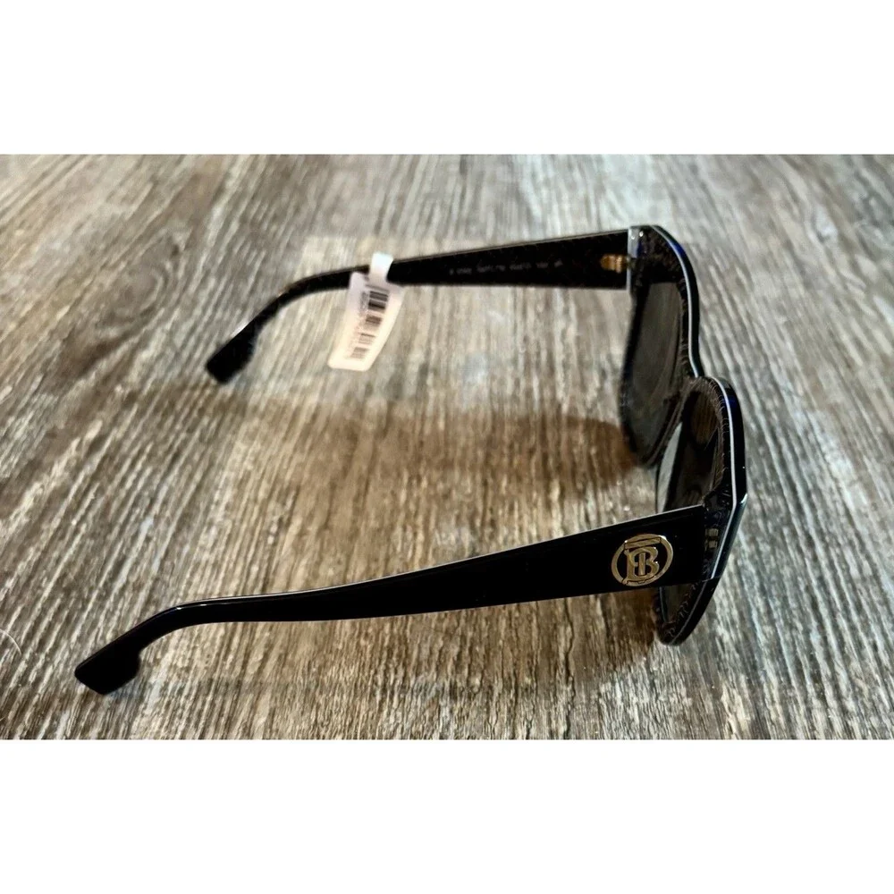 Burberry 4345 Ruth Black Plastic Frame Gray Tinted Lenses Sunglasses NWT $281